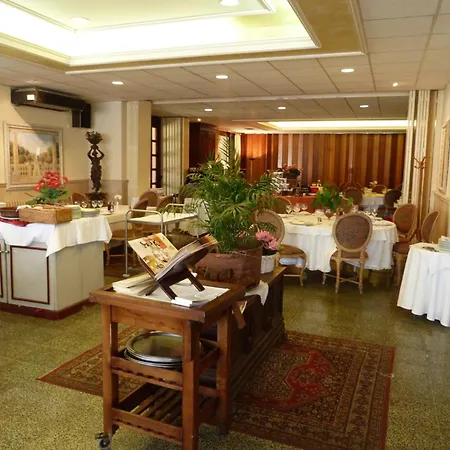 Hotel Hotel Del Carme 3*
